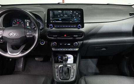 Hyundai Kona I, 2022 год, 1 873 000 рублей, 6 фотография