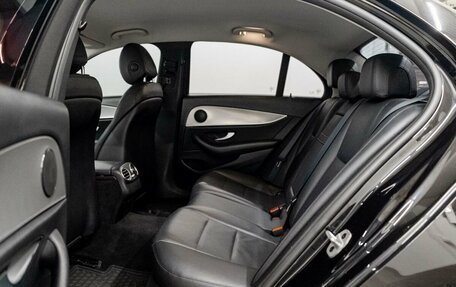 Mercedes-Benz E-Класс, 2018 год, 2 650 000 рублей, 8 фотография