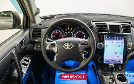 Toyota Highlander III, 2012 год, 2 065 000 рублей, 8 фотография