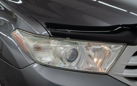 Toyota Highlander III, 2012 год, 2 065 000 рублей, 21 фотография