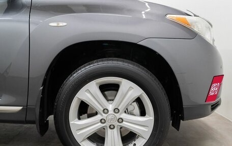 Toyota Highlander III, 2012 год, 2 065 000 рублей, 19 фотография