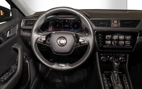 Skoda Superb III рестайлинг, 2022 год, 3 024 000 рублей, 8 фотография