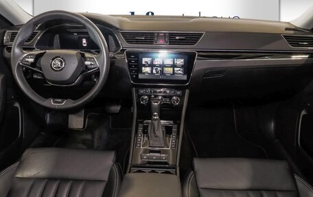 Skoda Superb III рестайлинг, 2022 год, 3 024 000 рублей, 7 фотография