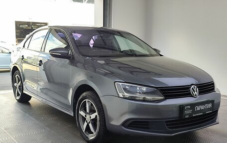Volkswagen Jetta VI, 2013 год, 1 050 000 рублей, 3 фотография