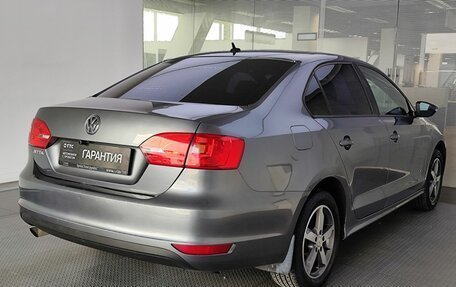 Volkswagen Jetta VI, 2013 год, 1 050 000 рублей, 6 фотография