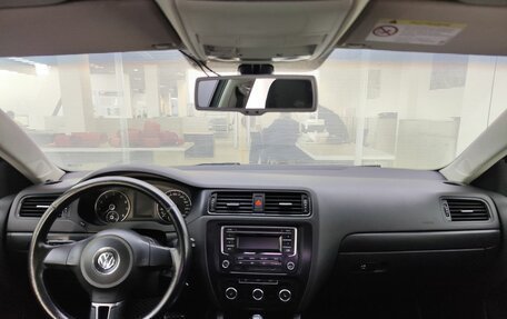 Volkswagen Jetta VI, 2013 год, 1 050 000 рублей, 17 фотография