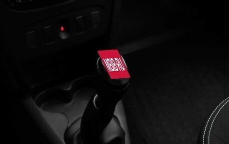 Renault Logan II, 2021 год, 1 249 000 рублей, 15 фотография