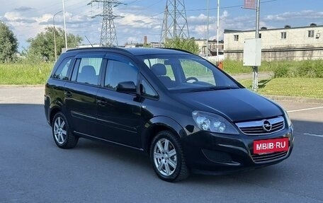 Opel Zafira B, 2012 год, 650 000 рублей, 3 фотография