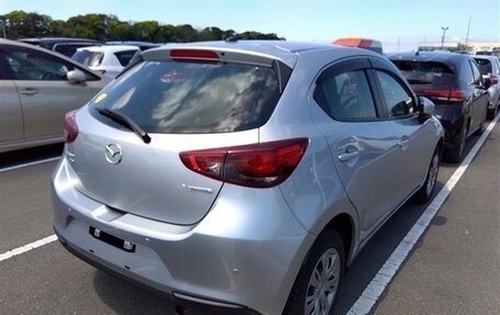 Mazda 2 III, 2020 год, 1 100 000 рублей, 4 фотография