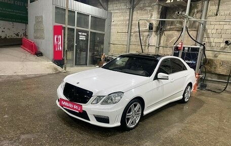 Mercedes-Benz E-Класс, 2012 год, 1 260 000 рублей, 3 фотография