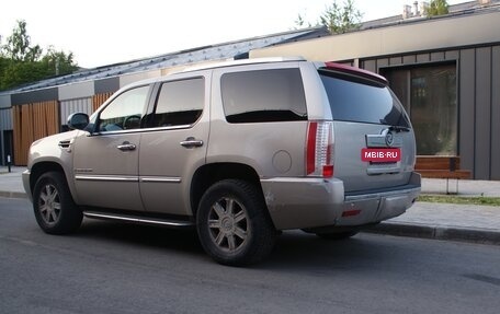 Cadillac Escalade III, 2008 год, 1 864 000 рублей, 5 фотография