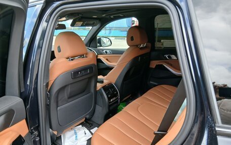 BMW X5, 2021 год, 10 700 000 рублей, 2 фотография