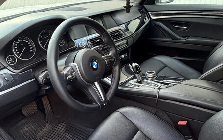 BMW 5 серия, 2012 год, 1 870 000 рублей, 13 фотография