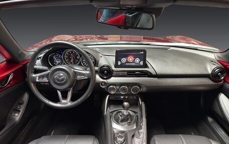 Mazda MX-5, 2023 год, 2 863 000 рублей, 10 фотография