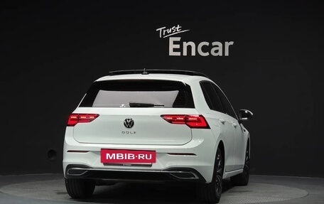 Volkswagen Golf VIII, 2022 год, 1 876 003 рублей, 3 фотография