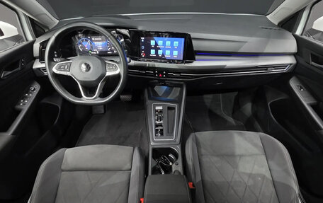 Volkswagen Golf VIII, 2022 год, 1 876 003 рублей, 5 фотография