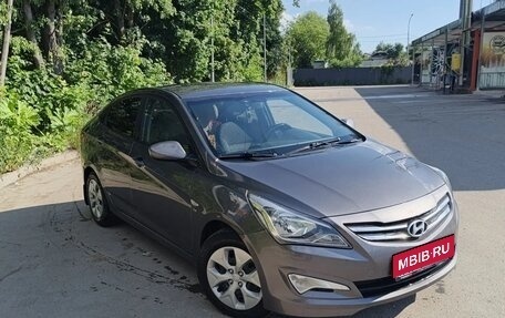 Hyundai Solaris II рестайлинг, 2014 год, 950 000 рублей, 1 фотография