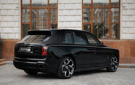 Rolls-Royce Cullinan, 2026 год, 69 000 000 рублей, 17 фотография