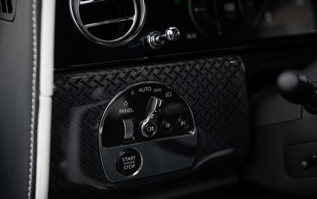 Rolls-Royce Cullinan, 2026 год, 69 000 000 рублей, 25 фотография