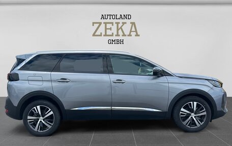 Peugeot 5008 II, 2023 год, 2 606 000 рублей, 4 фотография