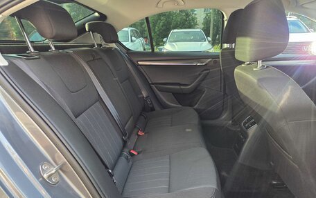 Skoda Octavia, 2018 год, 1 989 000 рублей, 15 фотография