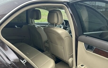 Mercedes-Benz C-Класс, 2011 год, 1 450 000 рублей, 17 фотография