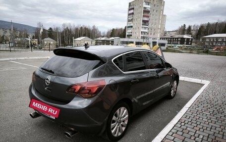 Opel Astra J, 2011 год, 609 000 рублей, 5 фотография