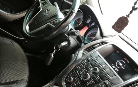 Opel Astra J, 2011 год, 609 000 рублей, 23 фотография