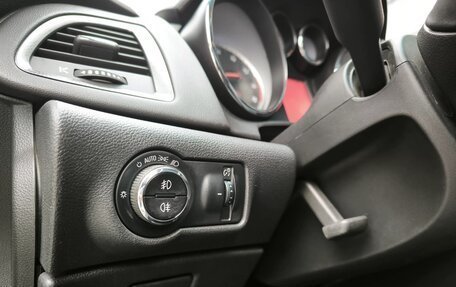 Opel Astra J, 2011 год, 609 000 рублей, 19 фотография