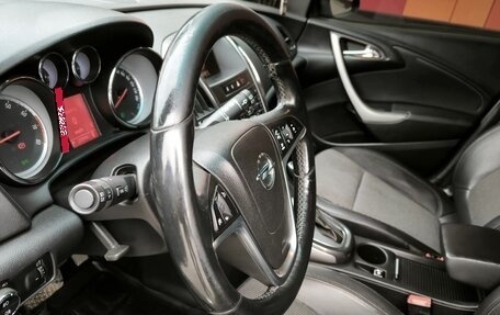 Opel Astra J, 2011 год, 609 000 рублей, 17 фотография