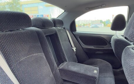 Hyundai Sonata IV рестайлинг, 2004 год, 750 000 рублей, 24 фотография