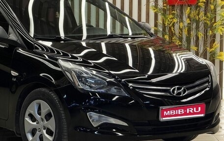 Hyundai Solaris II рестайлинг, 2015 год, 890 000 рублей, 2 фотография