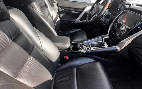 Mitsubishi Pajero Sport III рестайлинг, 2020 год, 2 890 000 рублей, 38 фотография