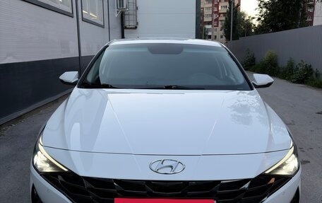 Hyundai Elantra, 2021 год, 2 150 000 рублей, 6 фотография