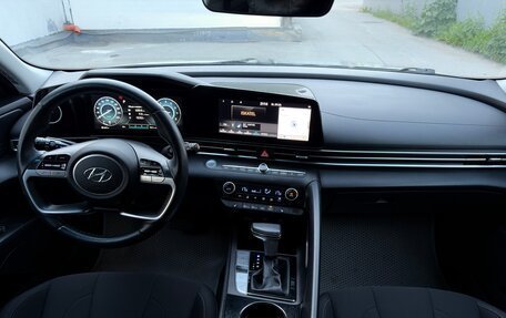 Hyundai Elantra, 2021 год, 2 150 000 рублей, 22 фотография