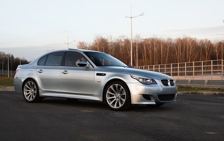 BMW M5, 2005 год, 3 100 000 рублей, 3 фотография