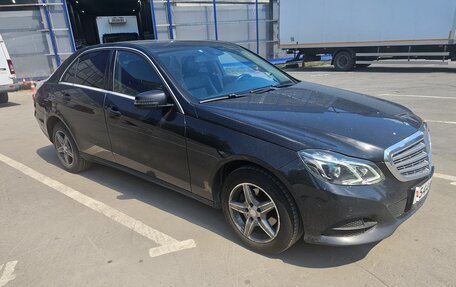Mercedes-Benz E-Класс, 2014 год, 1 800 000 рублей, 10 фотография