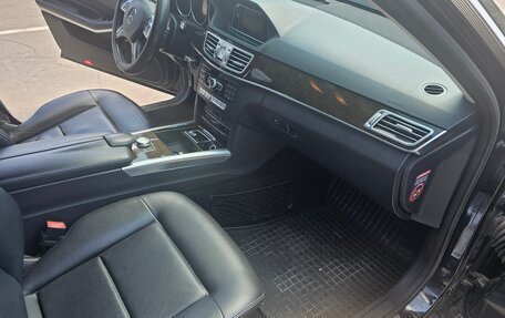 Mercedes-Benz E-Класс, 2014 год, 1 800 000 рублей, 6 фотография