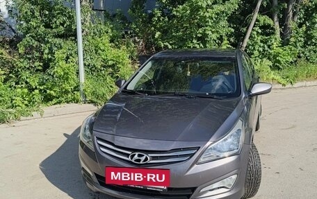 Hyundai Solaris II рестайлинг, 2014 год, 950 000 рублей, 3 фотография