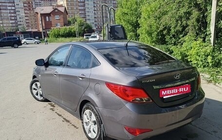 Hyundai Solaris II рестайлинг, 2014 год, 950 000 рублей, 5 фотография