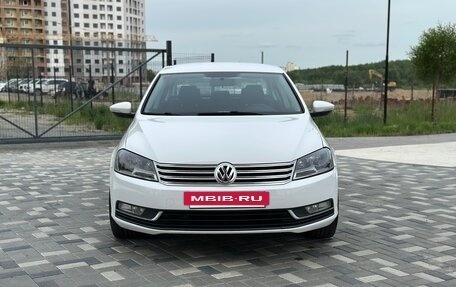 Volkswagen Passat B7, 2011 год, 985 000 рублей, 2 фотография