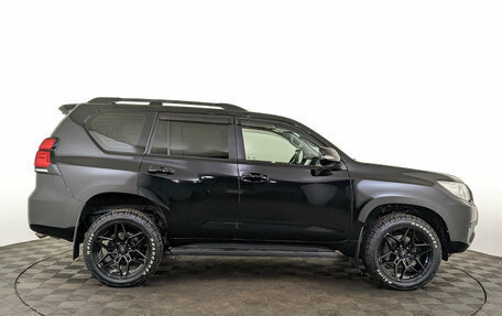 Toyota Land Cruiser Prado 150 рестайлинг 2, 2019 год, 5 250 000 рублей, 4 фотография