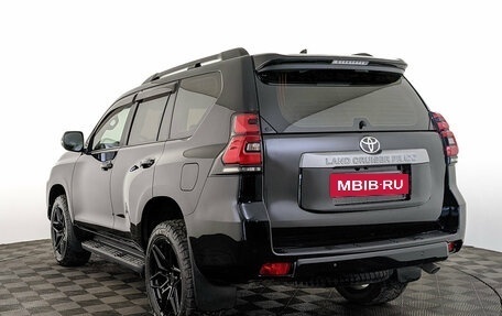 Toyota Land Cruiser Prado 150 рестайлинг 2, 2019 год, 5 250 000 рублей, 7 фотография
