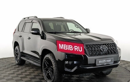 Toyota Land Cruiser Prado 150 рестайлинг 2, 2019 год, 5 250 000 рублей, 3 фотография