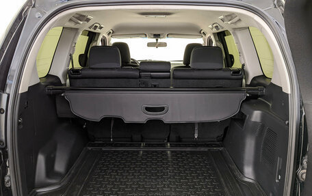Toyota Land Cruiser Prado 150 рестайлинг 2, 2019 год, 5 250 000 рублей, 10 фотография