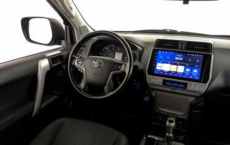 Toyota Land Cruiser Prado 150 рестайлинг 2, 2019 год, 5 250 000 рублей, 29 фотография