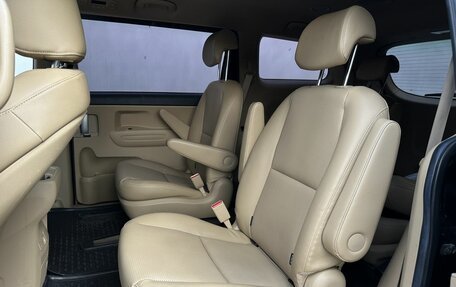KIA Carnival III, 2019 год, 2 800 000 рублей, 10 фотография