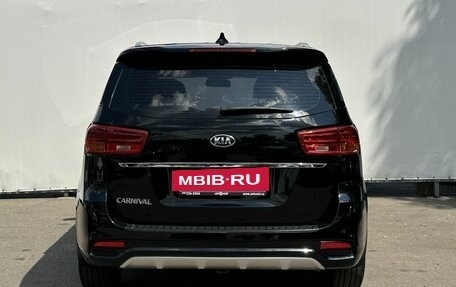 KIA Carnival III, 2019 год, 2 800 000 рублей, 6 фотография