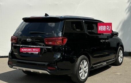 KIA Carnival III, 2019 год, 2 800 000 рублей, 5 фотография