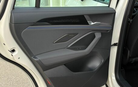 Volkswagen Tiguan, 2026 год, 4 595 000 рублей, 34 фотография